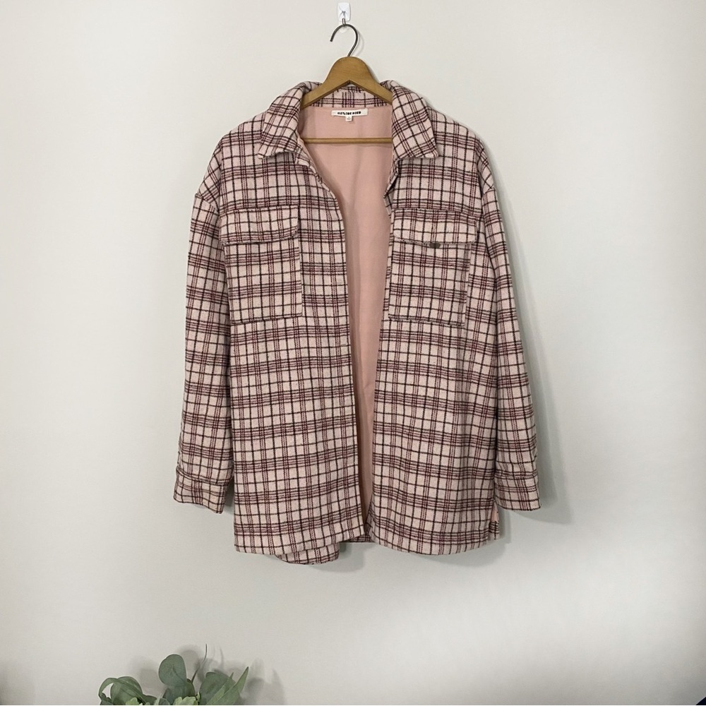 Women's Size: Large Pink Plaid Print Button Down Shacket Top